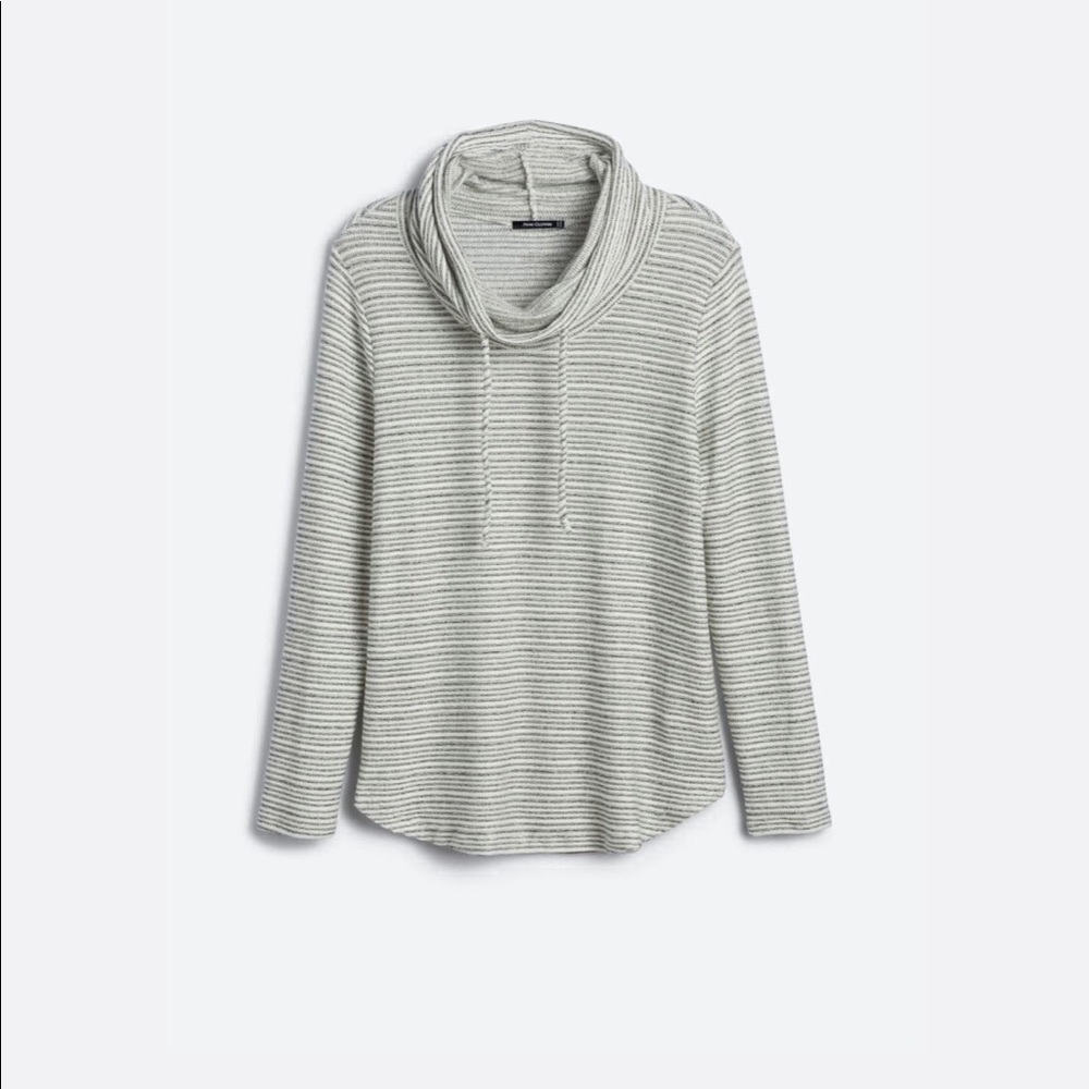 Pink Clover Cowl neck knit top M